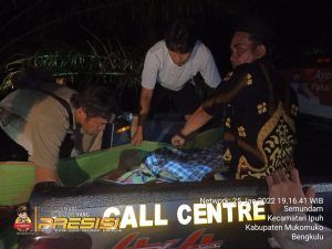 Bersama Warga, Polsek Mukomuko Selatan Evakuasi Temuan Jenazah