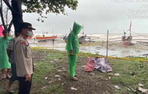 Polisi Selidiki Penemuan Mayat Tanpa Identitas di Pantai Pasar Bengkulu
