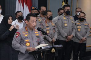 Kapolri: Ada 6 Tersangka Tragedi Stadion Kanjuruhan