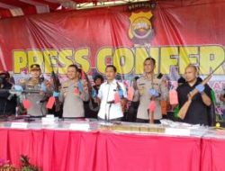 Polda Bengkulu Ungkap Jaringan Produksi Senjata Api Ilegal, Ada 102 Senjata dan 339 Butir Amunisi Turut Diamankan