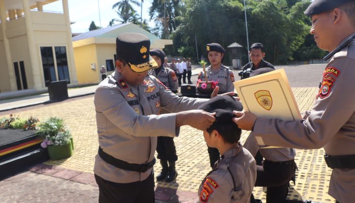 Wakapolda Bengkulu Pimpin Upacara Penutupan Tradisi Orientasi dan Pembaretan Bintara Remaja Polda 2023
