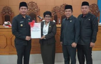 Rapat Paripurna DPRD Bengkulu Utara: Penyampaian Raperda Perubahan Perangkat Desa dan BPBD