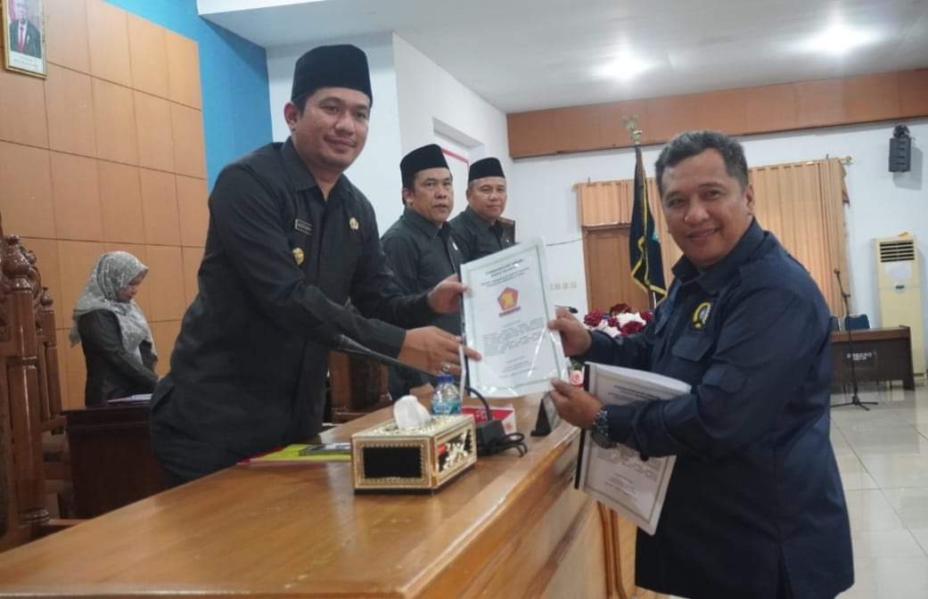 Ini Pandangan Umum Fraksi DPRD Kabupaten Bengkulu Utara Terhadap Raperda Pemberhentian dan Pengangkatan Perangkat Desa serta Raperda BPBD