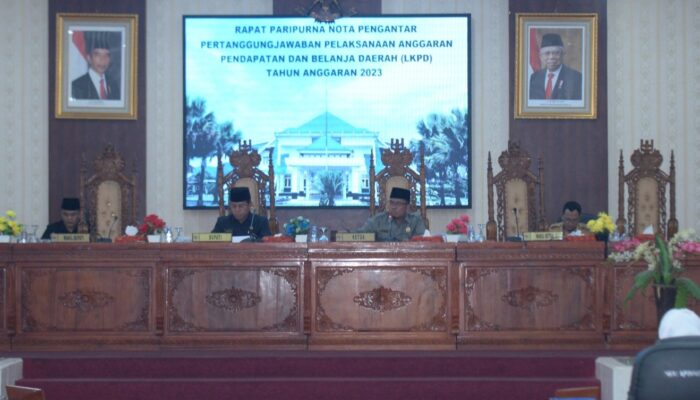 Bupati Lebong Hadiri Rapat Paripurna Penyampaian Nota Pengantar Raperda Pertanggungjawaban APBD Tahun 2023