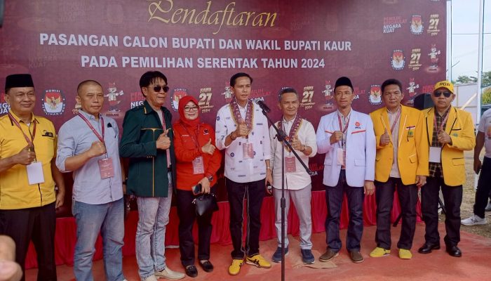 Didukung Empat Partai Besar Pasangan Gusril-Hamid Resmi Mendaftar di KPU Kaur
