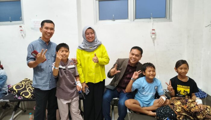 Bupati Lebong Tinggalkan Agenda Nasional Demi Menjumpai Anak-Anak yang Keracunan MBG