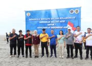 Sejalan Arahan Presiden Gerakan Indonesia Asri, Kapolda Bengkulu Konsisten Jalankan Program Bersih Pantai GEMPAR