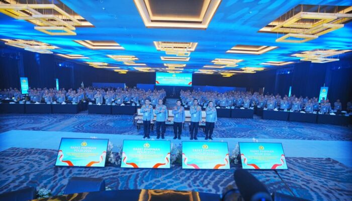 Beri Arahan di Rapim Polri, Kapolri Tegaskan Dukung-Kawal Penuh Program Pemerintah 