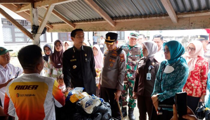 Pasar Murah Ramadan 2026 di Kaur Resmi Dibuka, Bupati Gusril Pausi Tekankan Pengendalian Inflasi dan Stabilitas Harga