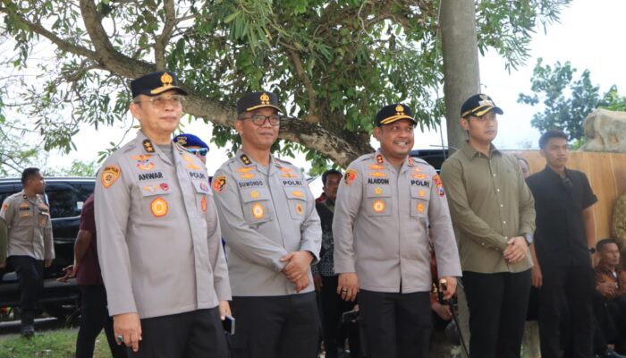 Polri Bersama Petani Jagung Tuban Bersiap Sambut Kehadiran Presiden RI pada Panen Raya