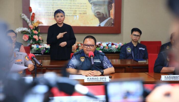 Kortastipidkor Polri Tetapkan Empat Tersangka Korupsi Kerja Sama Penjualan BBM Pertamina Patra Niaga–PT AKT, Kerugian Negara Capai Rp486 Miliar