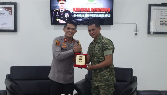 Perkuat Soliditas TNI-Polri, Kapolda Bengkulu Kunjungi Kodim 0407 dan Denpom II/1 Kota Bengkulu