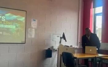 Diaspora Papua di Inggris Bahas Strategi Pembangunan Papua bersama Mahasiswa Doktoral Internasional