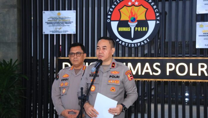 Polda Bali Kirim 5 Truk Bantuan untuk Korban Bencana Alam di NTT