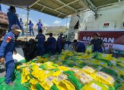 Polri Distribusikan Bantuan Logistik Kapolri untuk Korban Gempa di Pulau Flores
