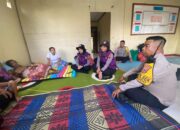 Polri Salurkan Bantuan Sosial untuk Warga Terdampak Gempa di Desa Kerirea