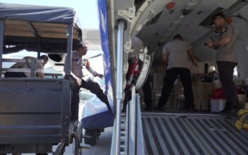 Bantuan Kapolri Tiba di Labuan Bajo, Logistik Disiapkan untuk Warga Terdampak Gempa Flores