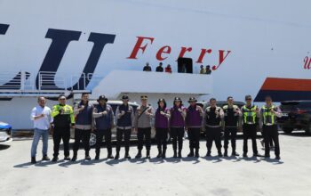 12 Truk Bantuan Polda Jateng Tiba di Labuan Bajo, Siap Disalurkan untuk Warga Terdampak Gempa NTT