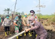 Polri Bersama TNI dan Stakeholder Gerak Cepat Tangani Karhutla di Sarolangun