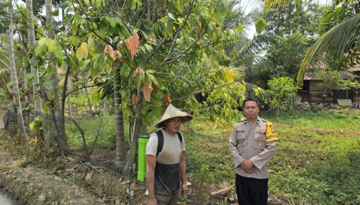 Bhabinkamtibmas Polsek Lebong Tengah Ajak Warga Cegah Karhutla