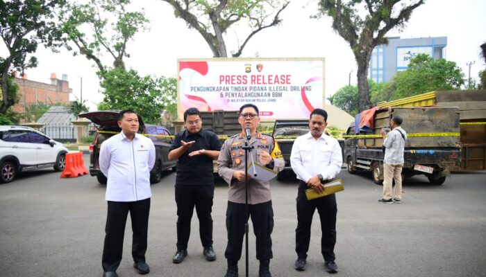 Polda Jambi Gelar Konferensi Pers, Ungkap Penertiban 22.800 Liter Minyak dan BBM