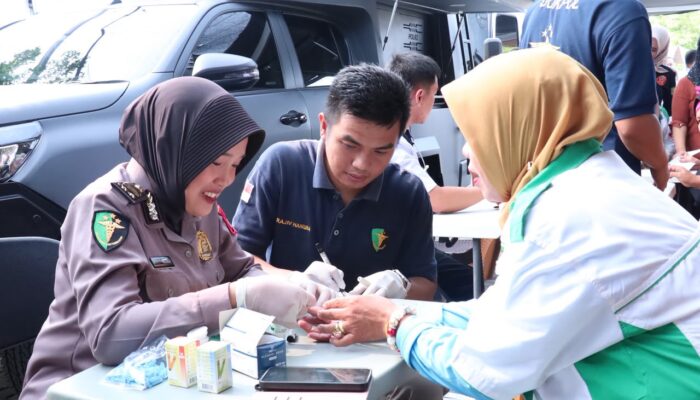 Polda Bengkulu Gelar Bakti Kesehatan, Psikologi Keliling dan SKCK Keliling di Ngopi.id Suka Ramai