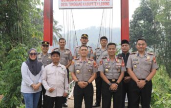 Permudah Akses Warga, Kapolda Bengkulu Resmikan Jembatan Merah Putih di Desa Tunggang Lebong